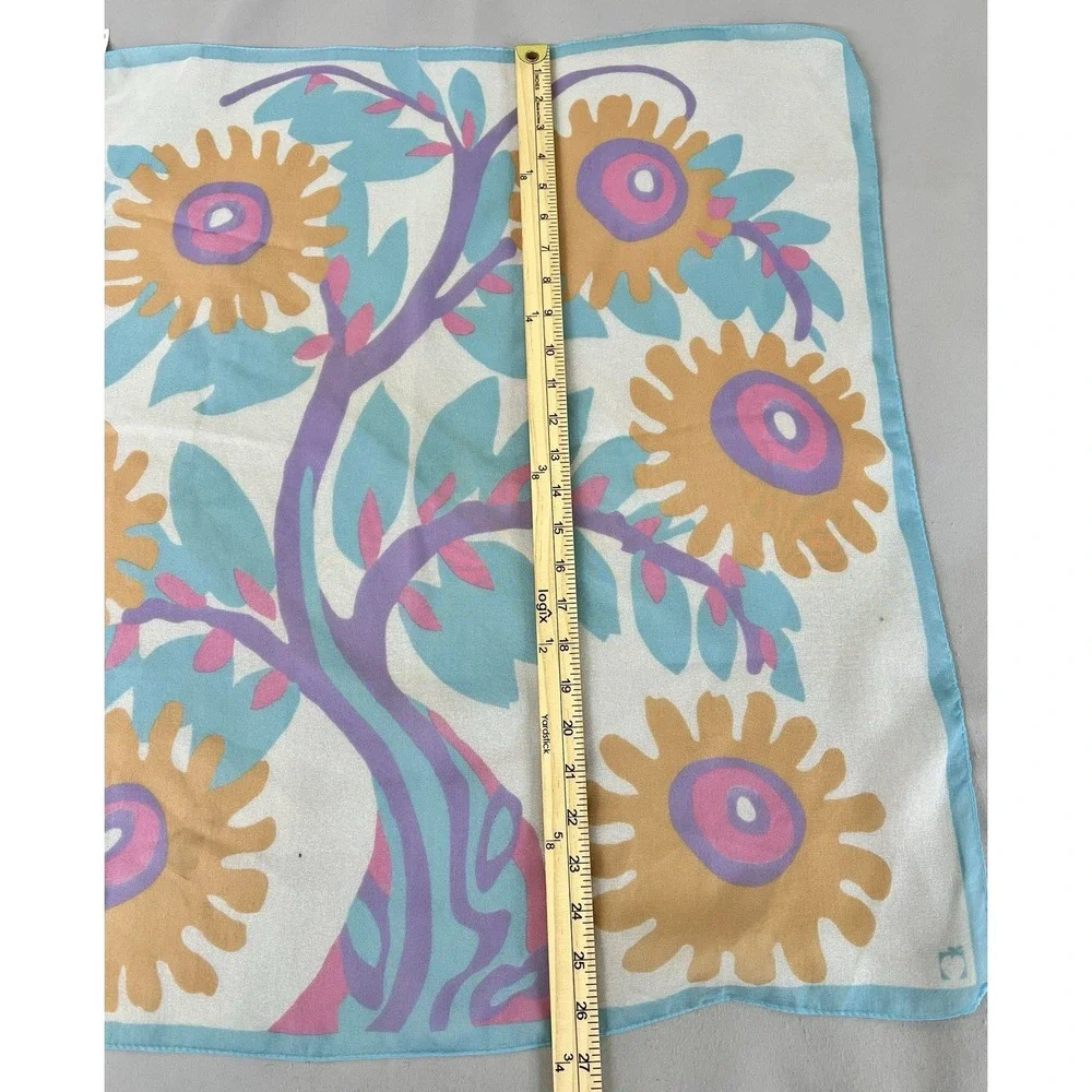 Vintage made in Italy Scarf Floral 100% Polyester‎